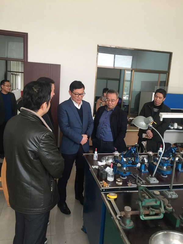 20190307黄化锋副市长来园调研1_副本.jpg